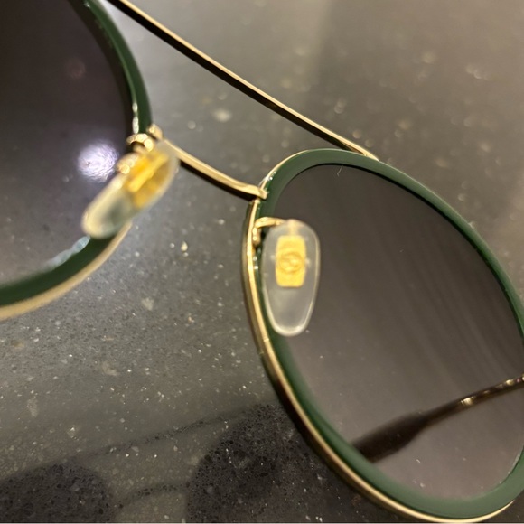 Gucci round green & red women’s sunglasses - Picture 14 of 15